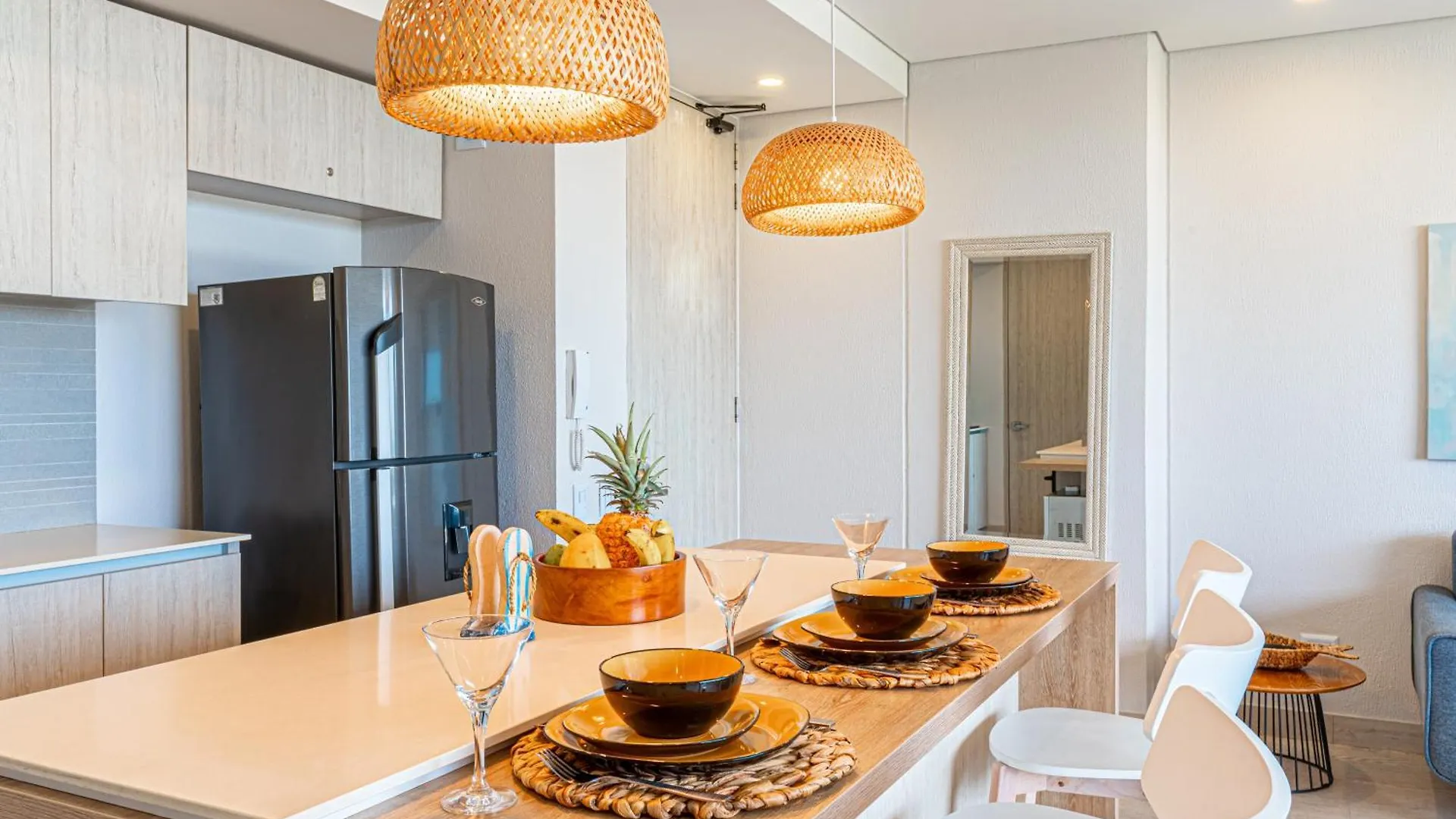 Martinique Cartagena - Apartamentos A Corta Caminata De Playa Azul